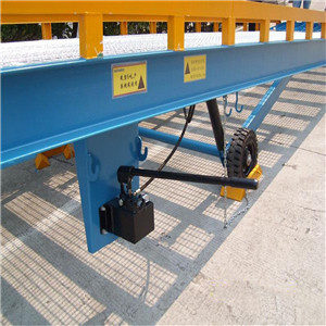 移動(dòng)式登車(chē)橋